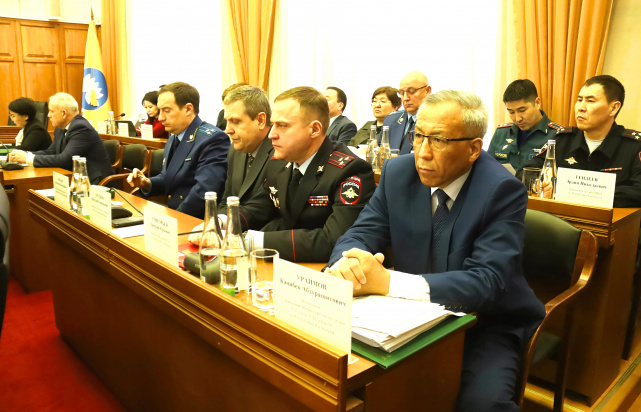 заседание восемнадцатой сессии Народного Хурала (Парламента) Республики Калмыкия седьмого созыва заседание восемнадцатой сессии Народного Хурала (Парламента) Республики Калмыкия седьмого созыва