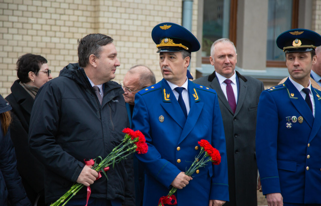 Открытие бюста выдающего юриста Анатолия Кони, Владивосток Открытие бюста выдающего юриста Анатолия Кони, Владивосток