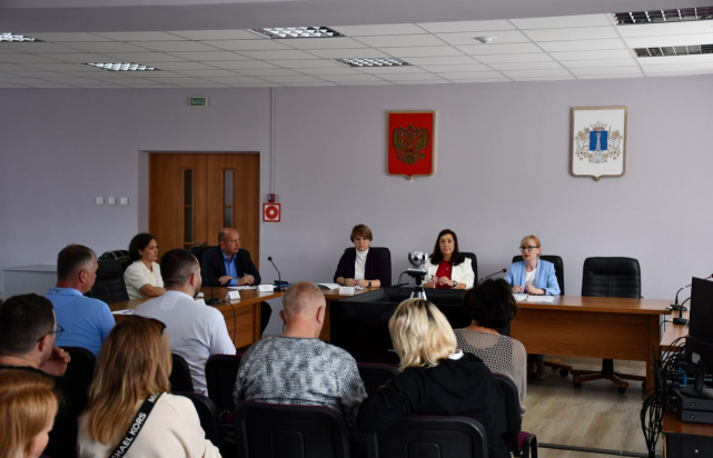 Для представителей НКО Ульяновской области проведён обучающий семинар по вопросам пробации Для представителей НКО Ульяновской области проведён обучающий семинар по вопросам пробации