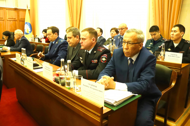 заседание восемнадцатой сессии Народного Хурала (Парламента) Республики Калмыкия седьмого созыва заседание восемнадцатой сессии Народного Хурала (Парламента) Республики Калмыкия седьмого созыва