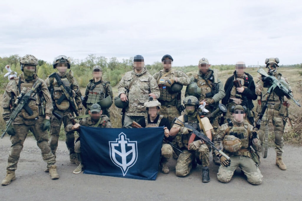 Боевики террористической организации «Русский добровольческий корпус», 2023 г. Источник: https://wikiwarriors.org/mediawiki/images/c/ce/24_pb-v1666453426-1.jpg